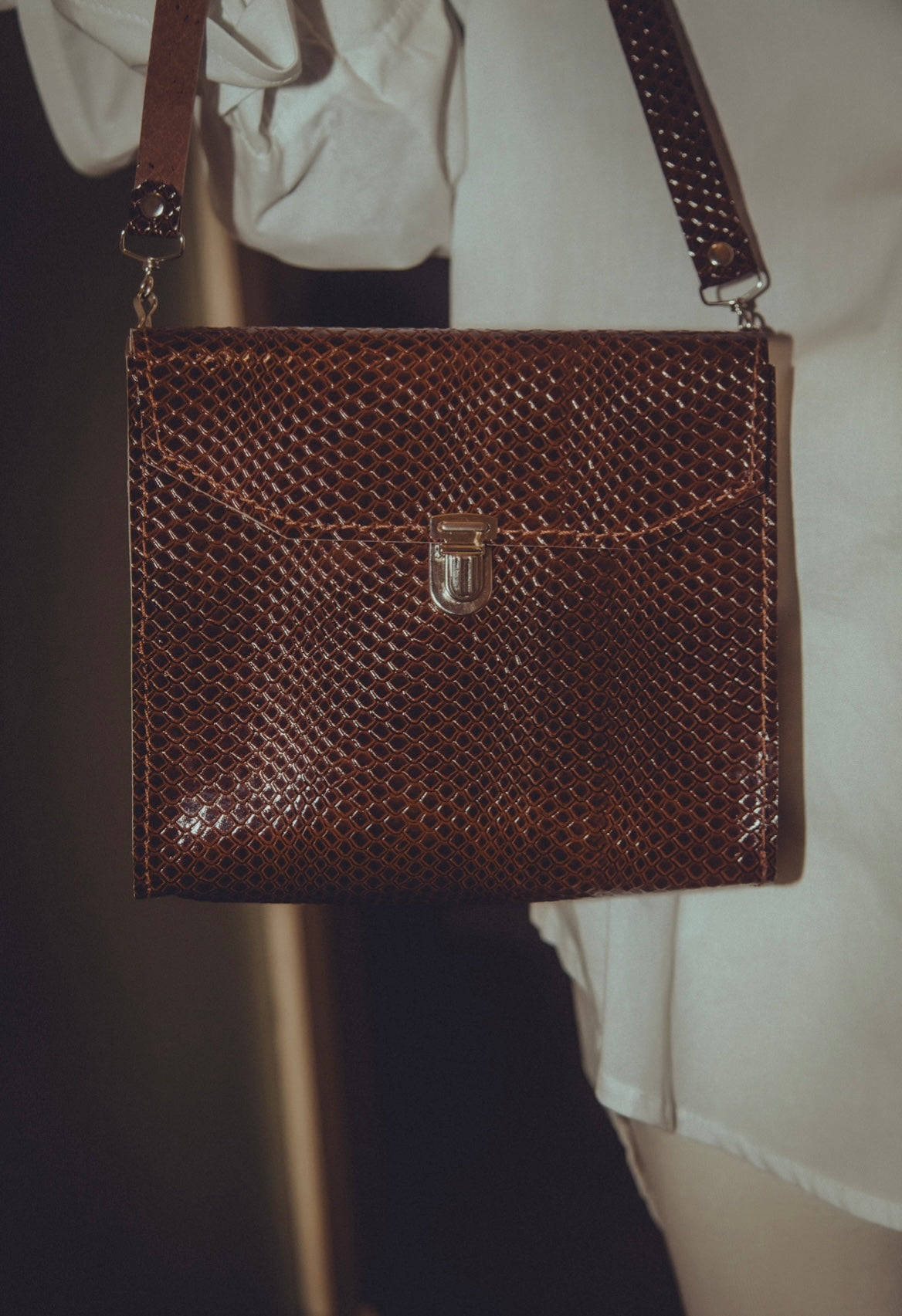 “Emma” bag in brown snake