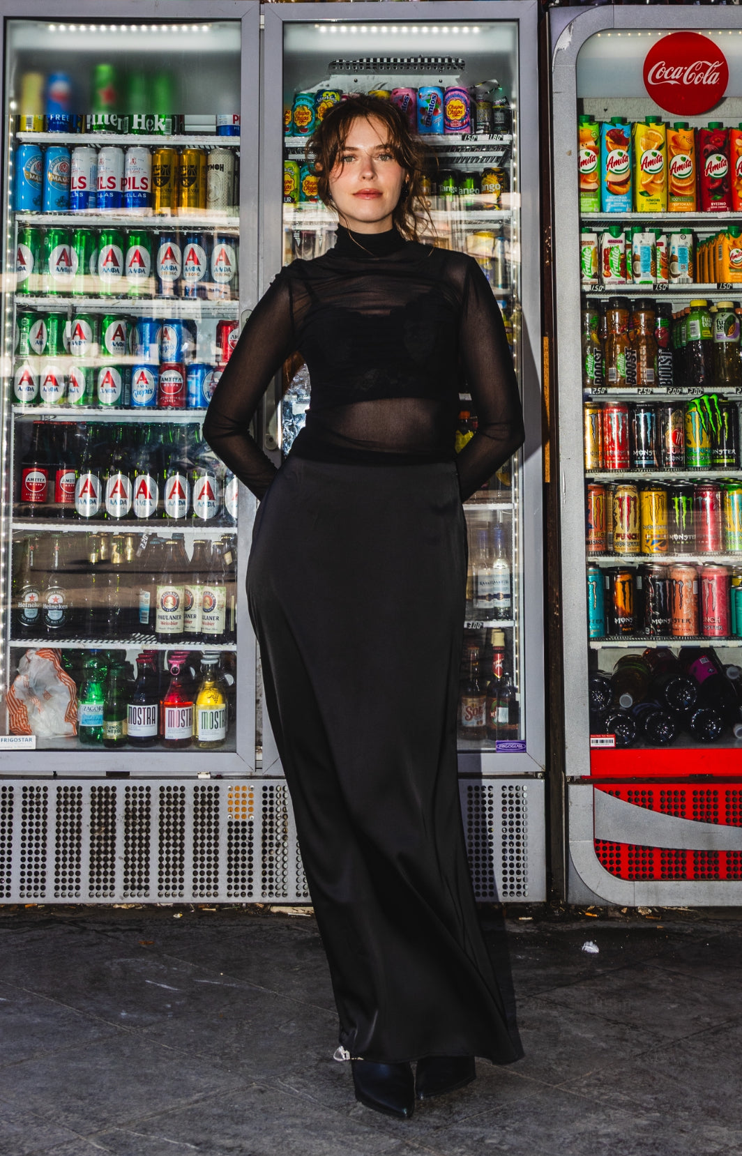 Freesia top in black