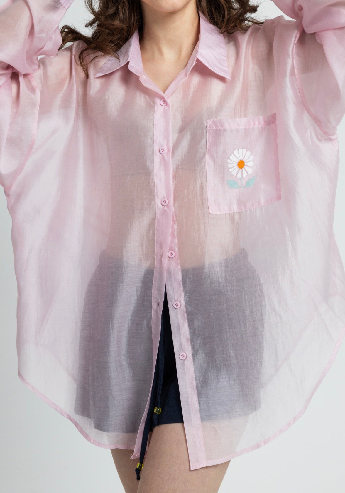 “Painted Daisy” silk shirt in pink