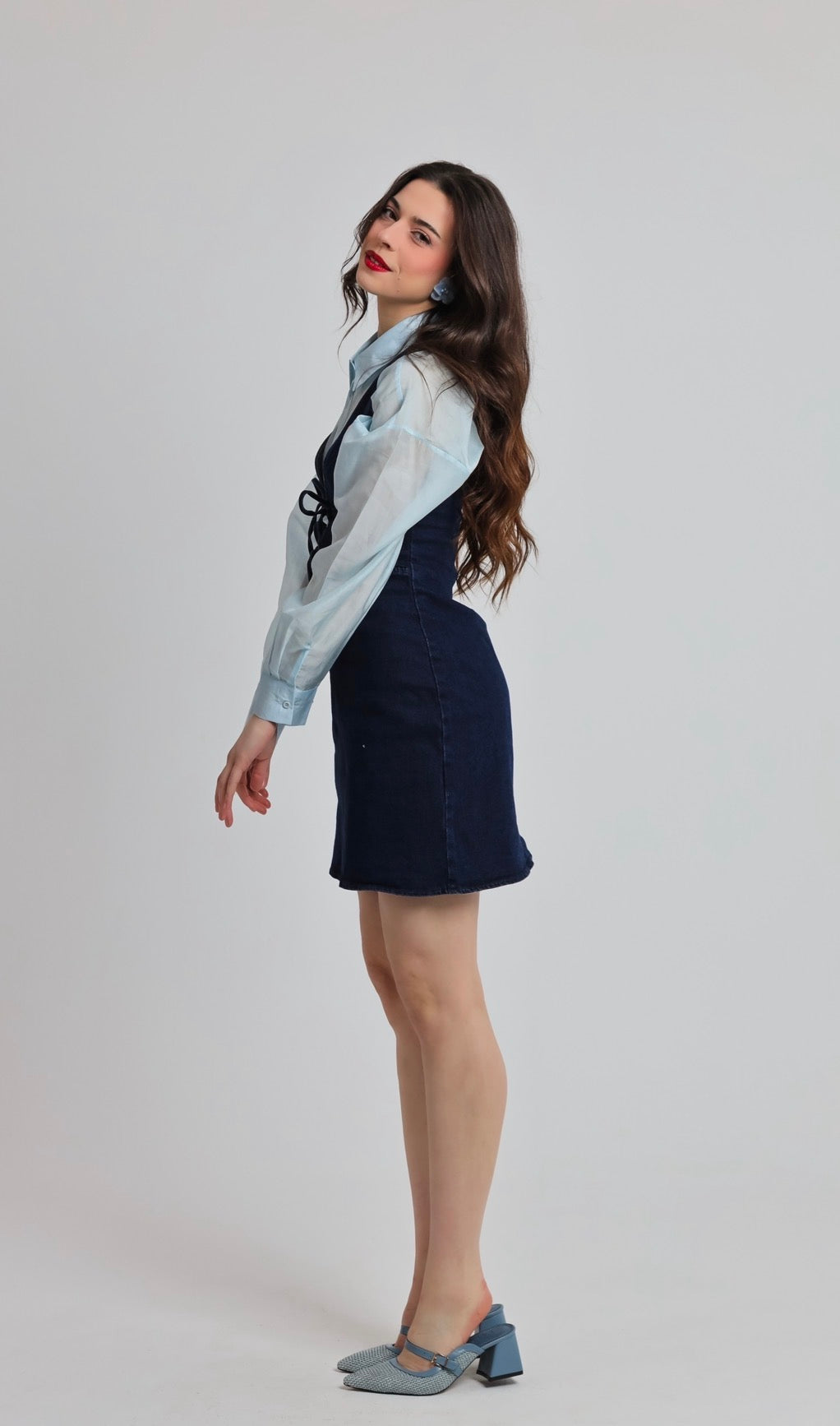 “Begonia” dress in blue denim