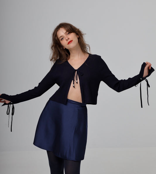 “Narcissa” cardigan in blue