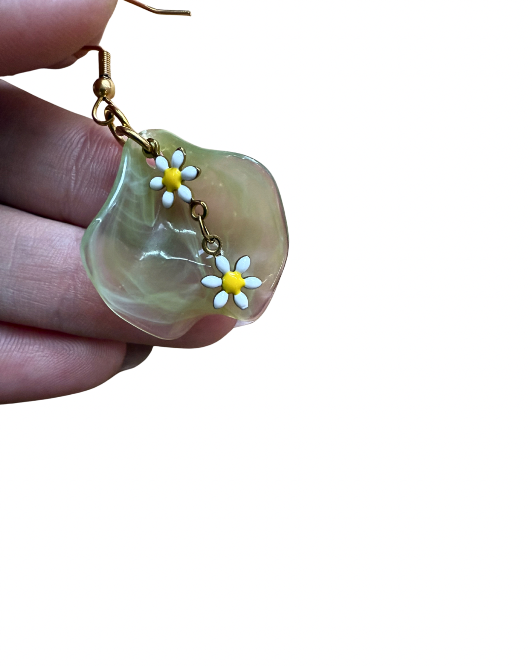 “Daisy with twist” earrings