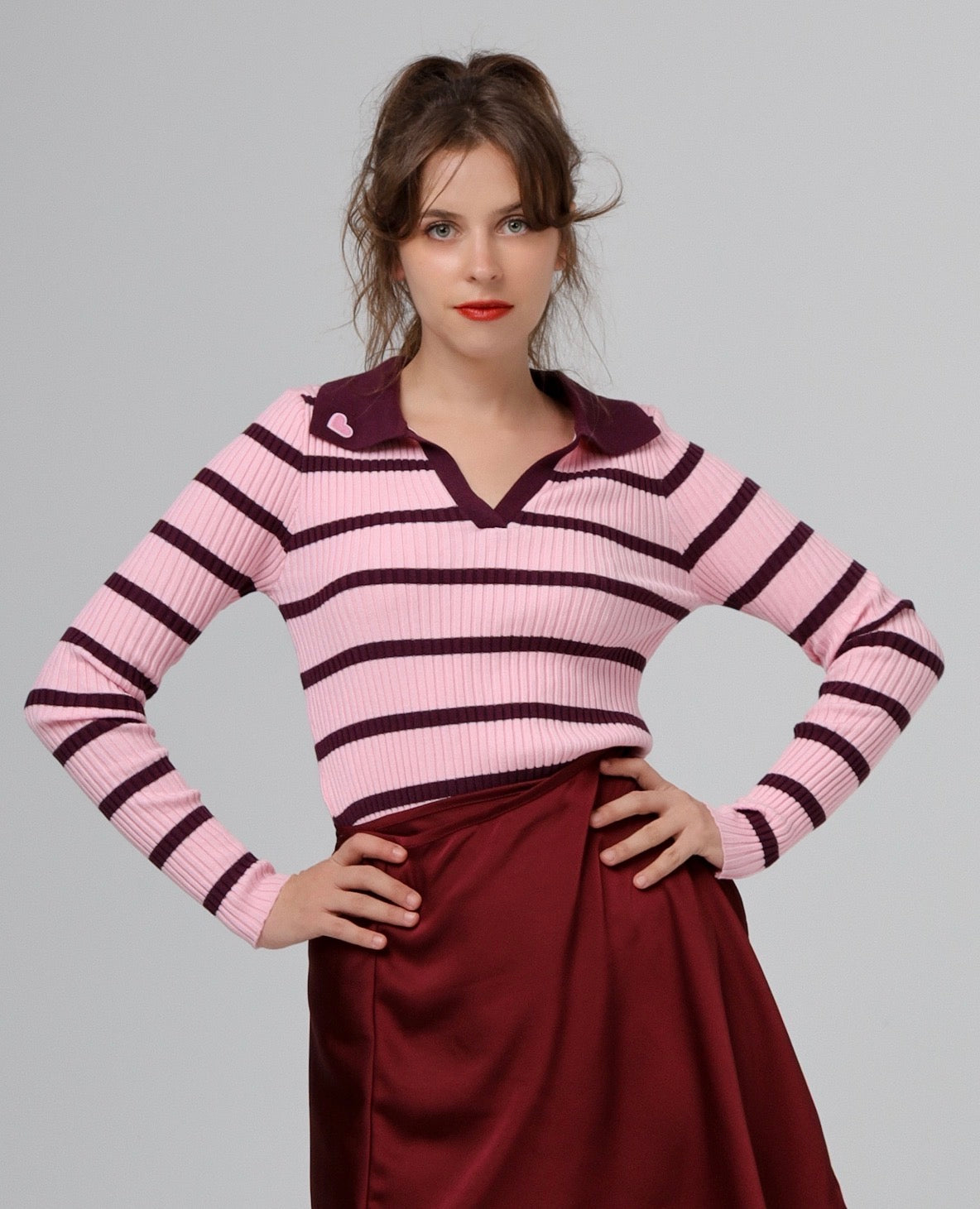 “Dittany” sweater in pink and burgundy