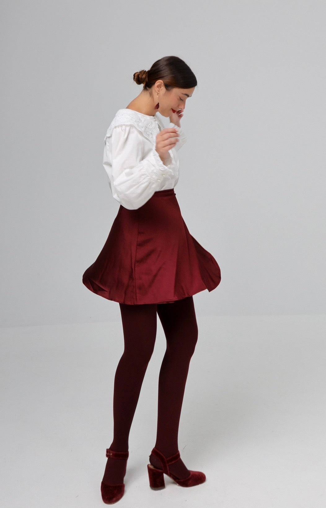 “Linnea” skirt in burgundy