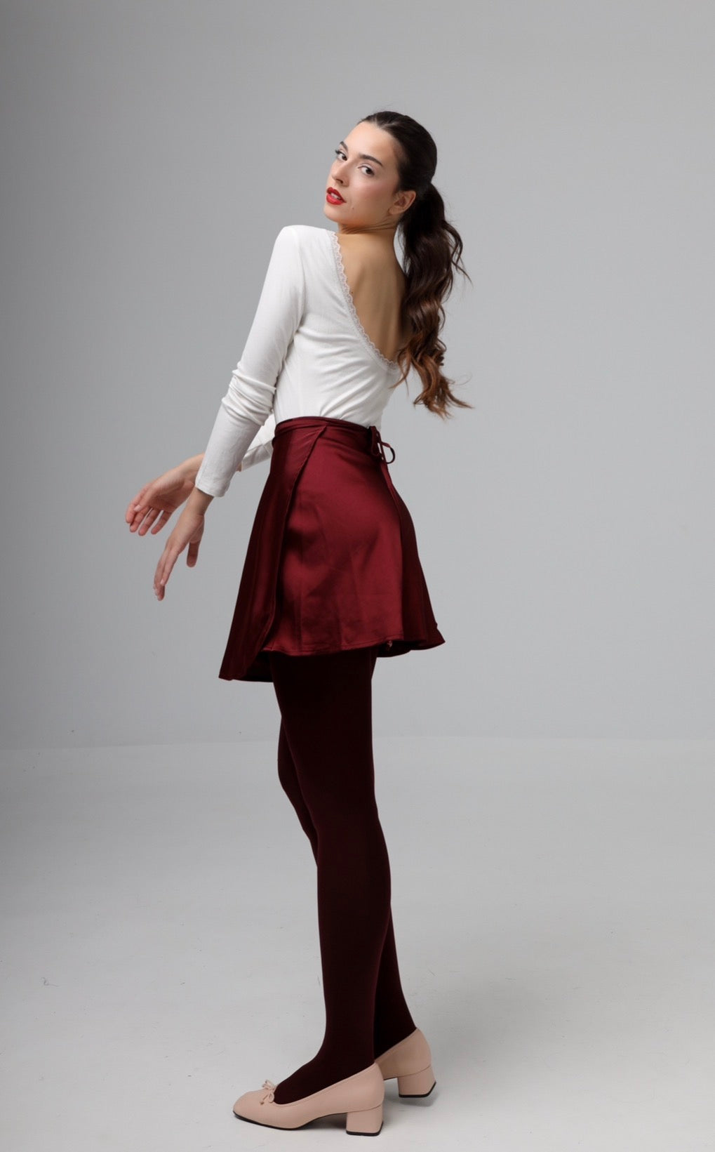 “Linnea” skirt in burgundy