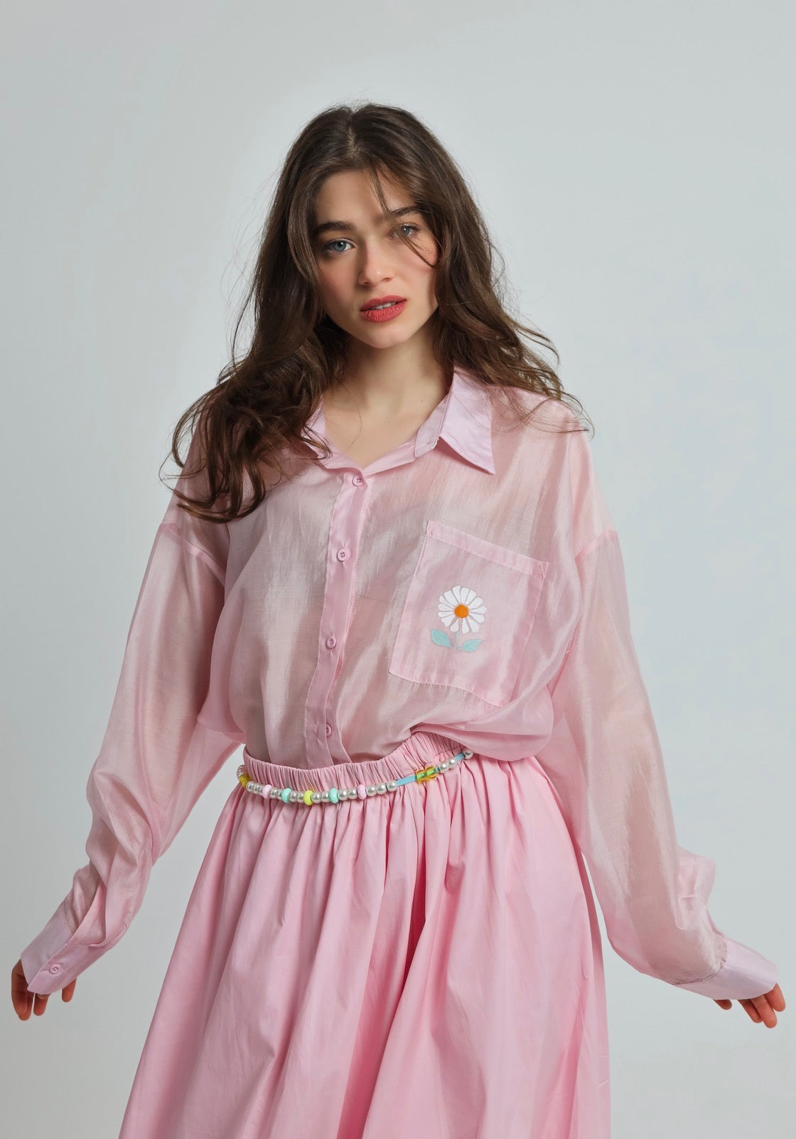 “Painted Daisy” silk shirt in pink