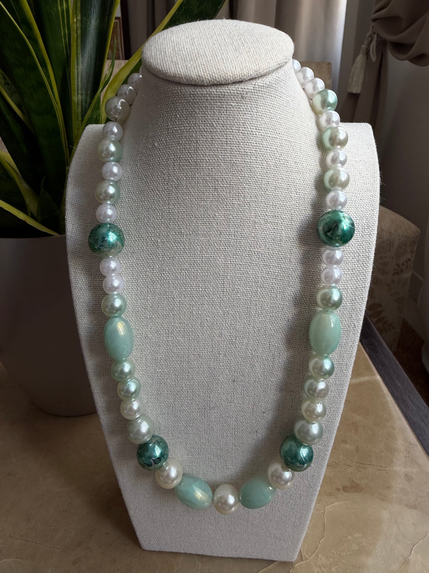 “Jenna” necklace