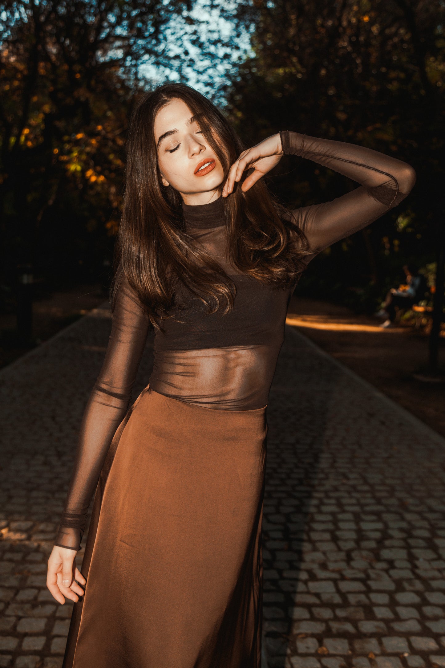 Freesia top in brown