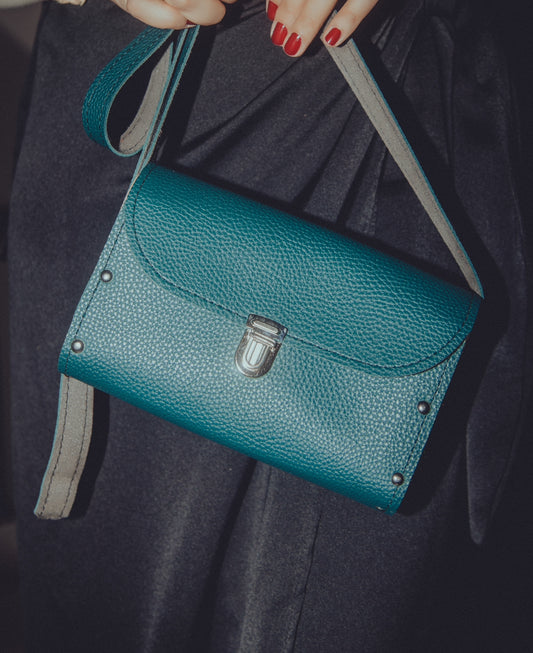 “Georgina” in green