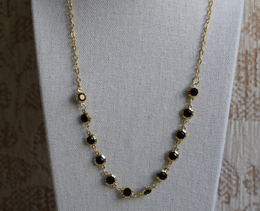 “Dalia” necklace