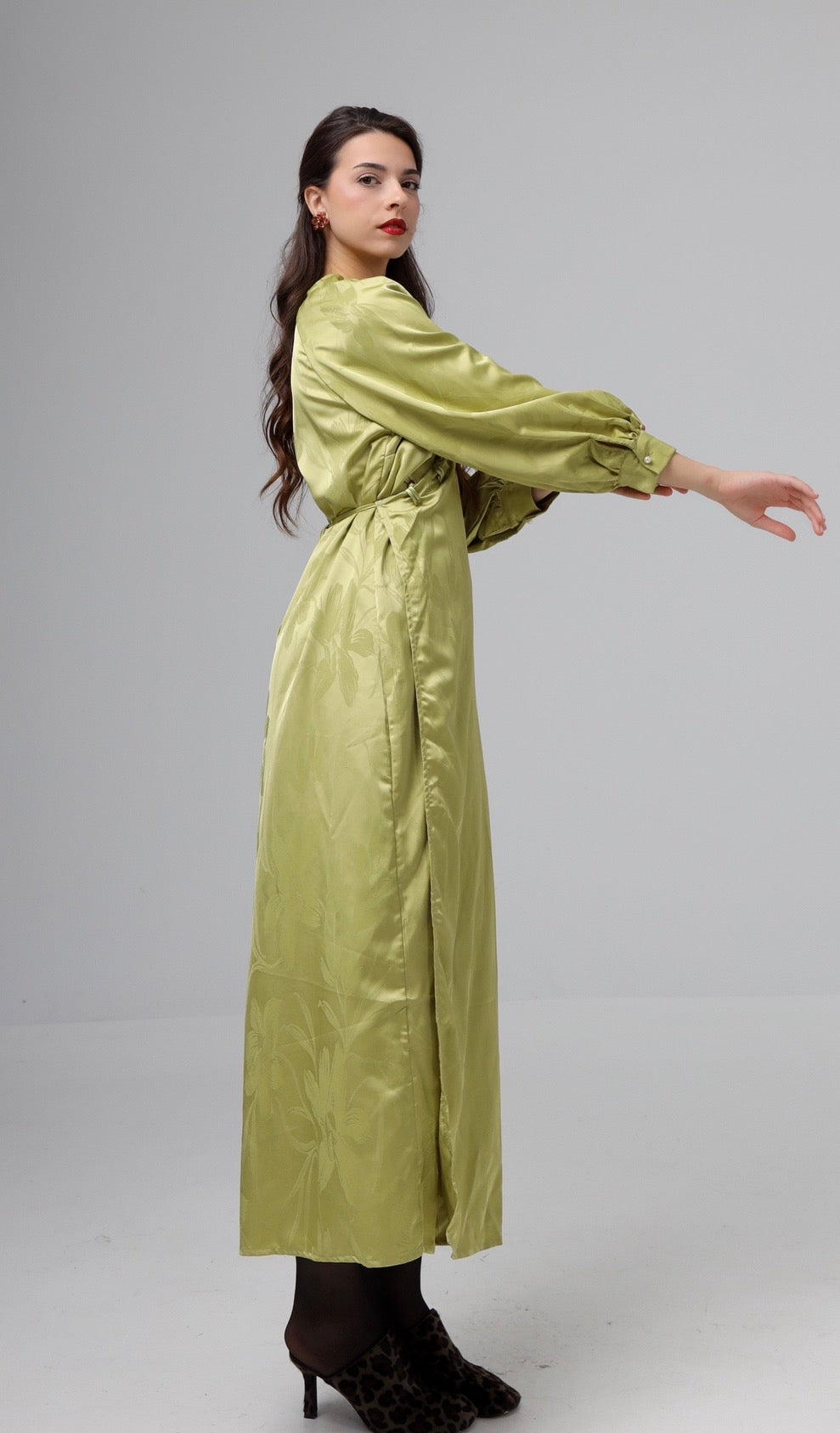 “Shion” dress in light olive
