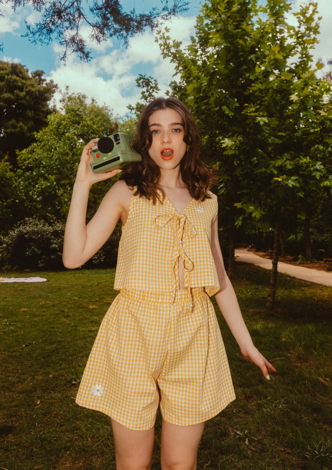 Daffodil shorts in yellow plaid