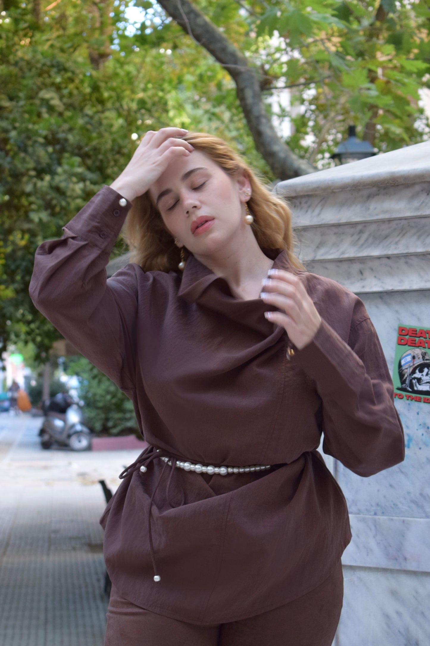 Maple blouse in chocolate brown