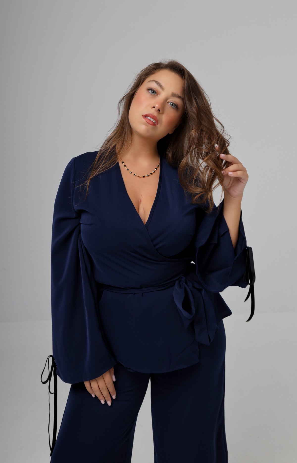 “Acacia” blouse in navy blue