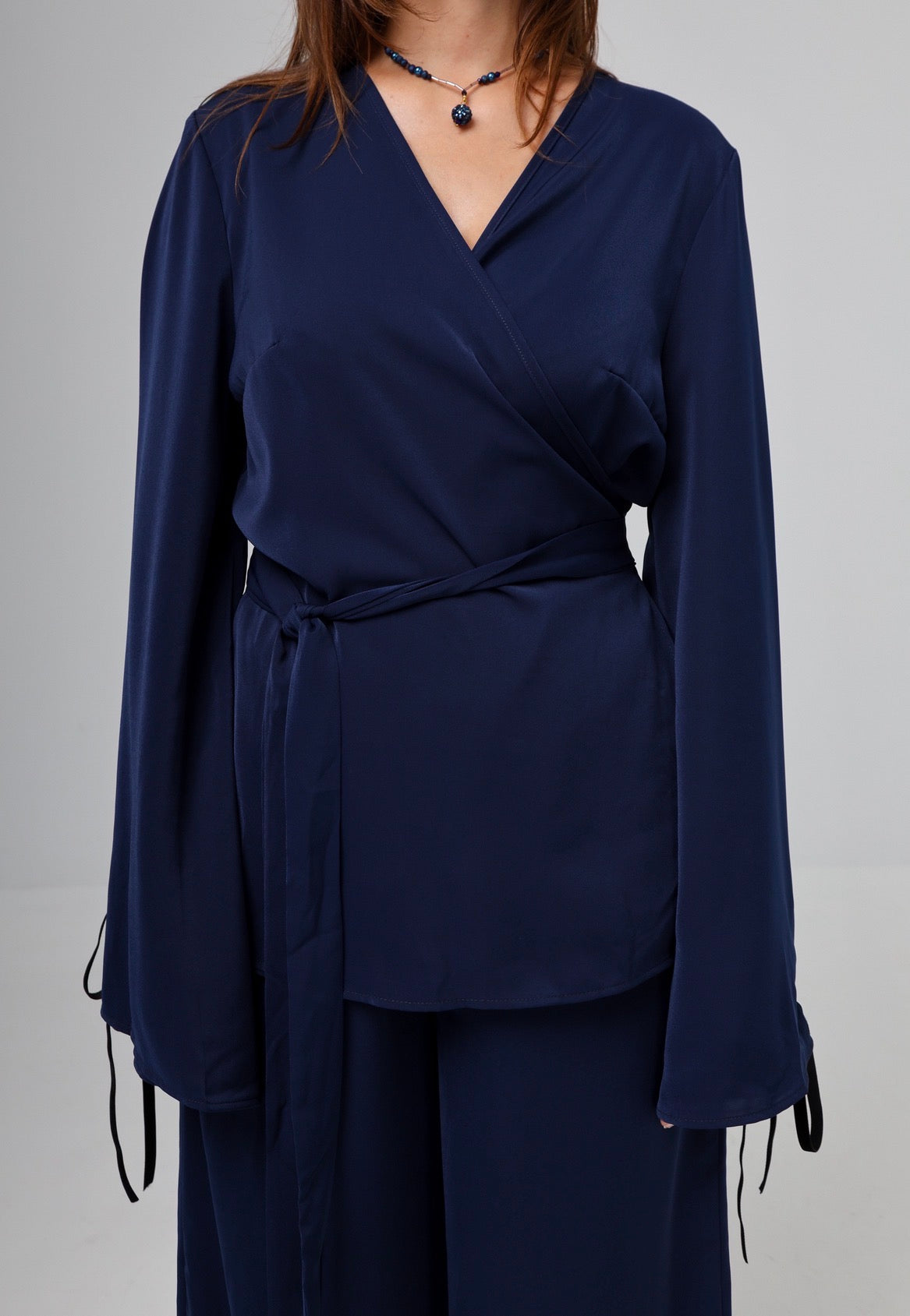 “Acacia” blouse in navy blue