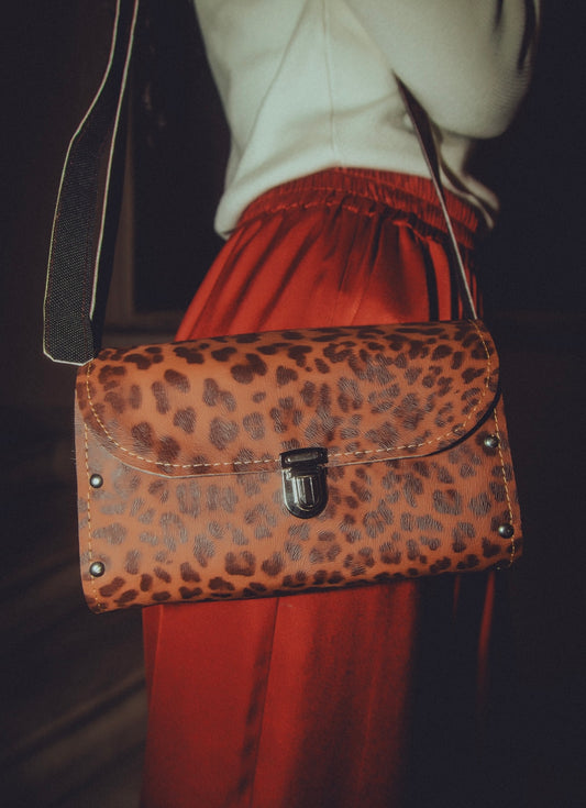 “Georgina” bag in animal print
