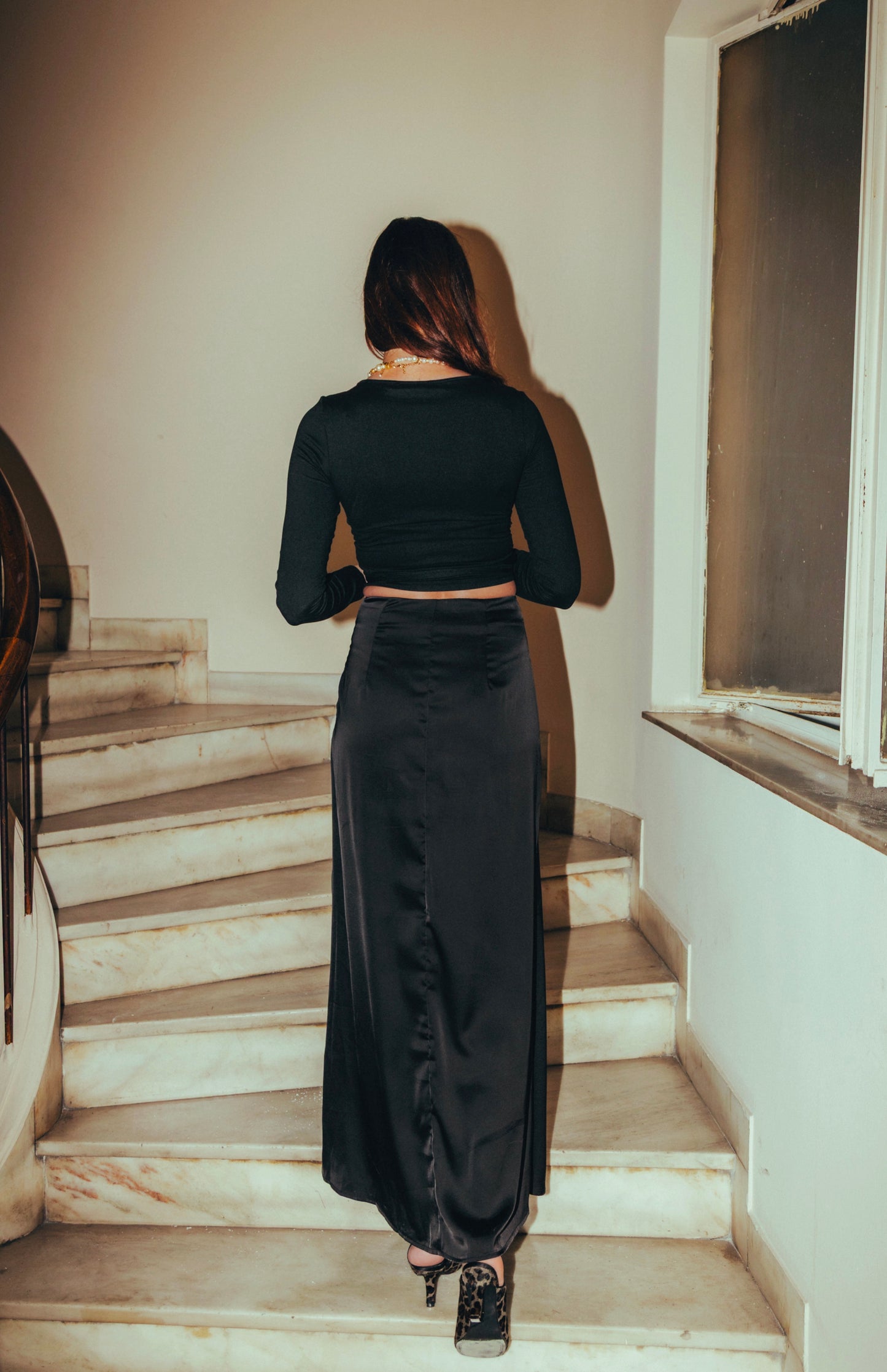 Middlemist skirt in black