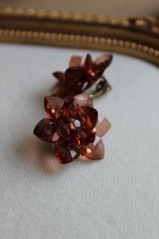 Lucy clip - on earrings