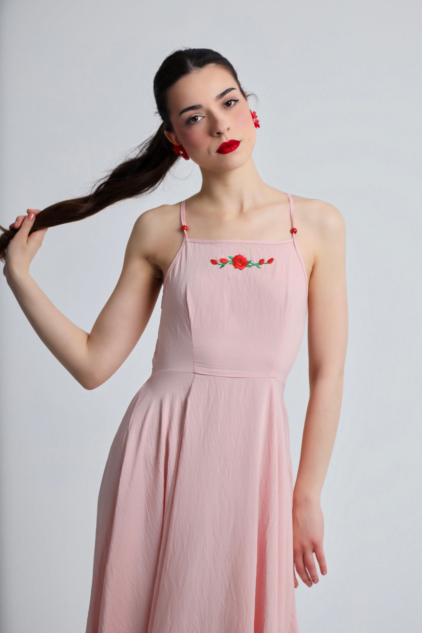 “Coral” dress in light pink