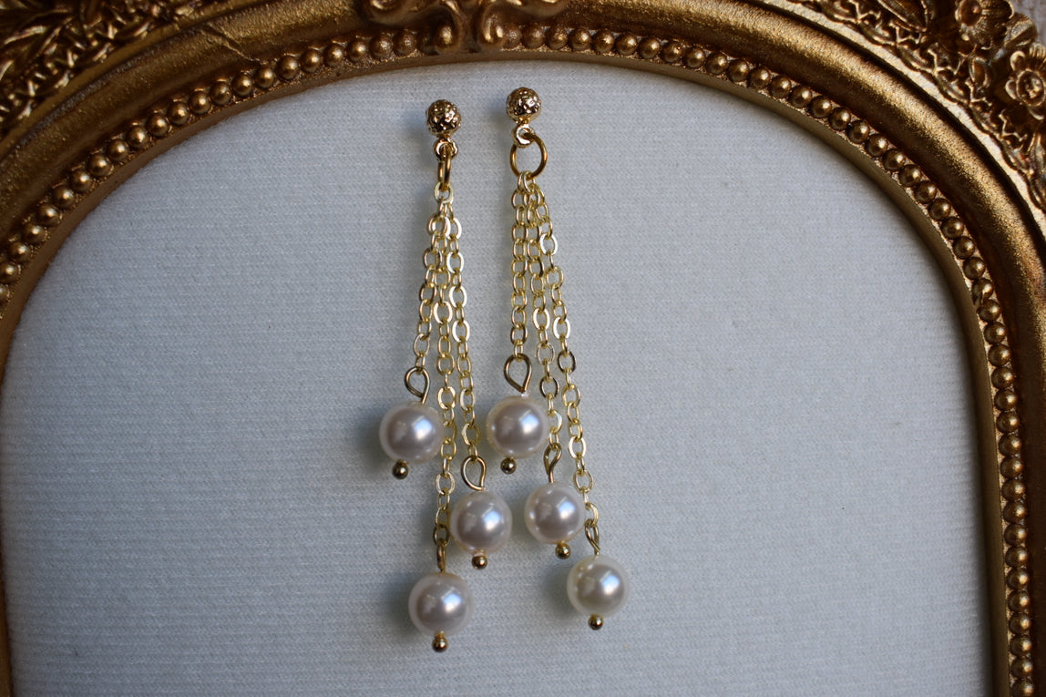 “Amadee” earrings