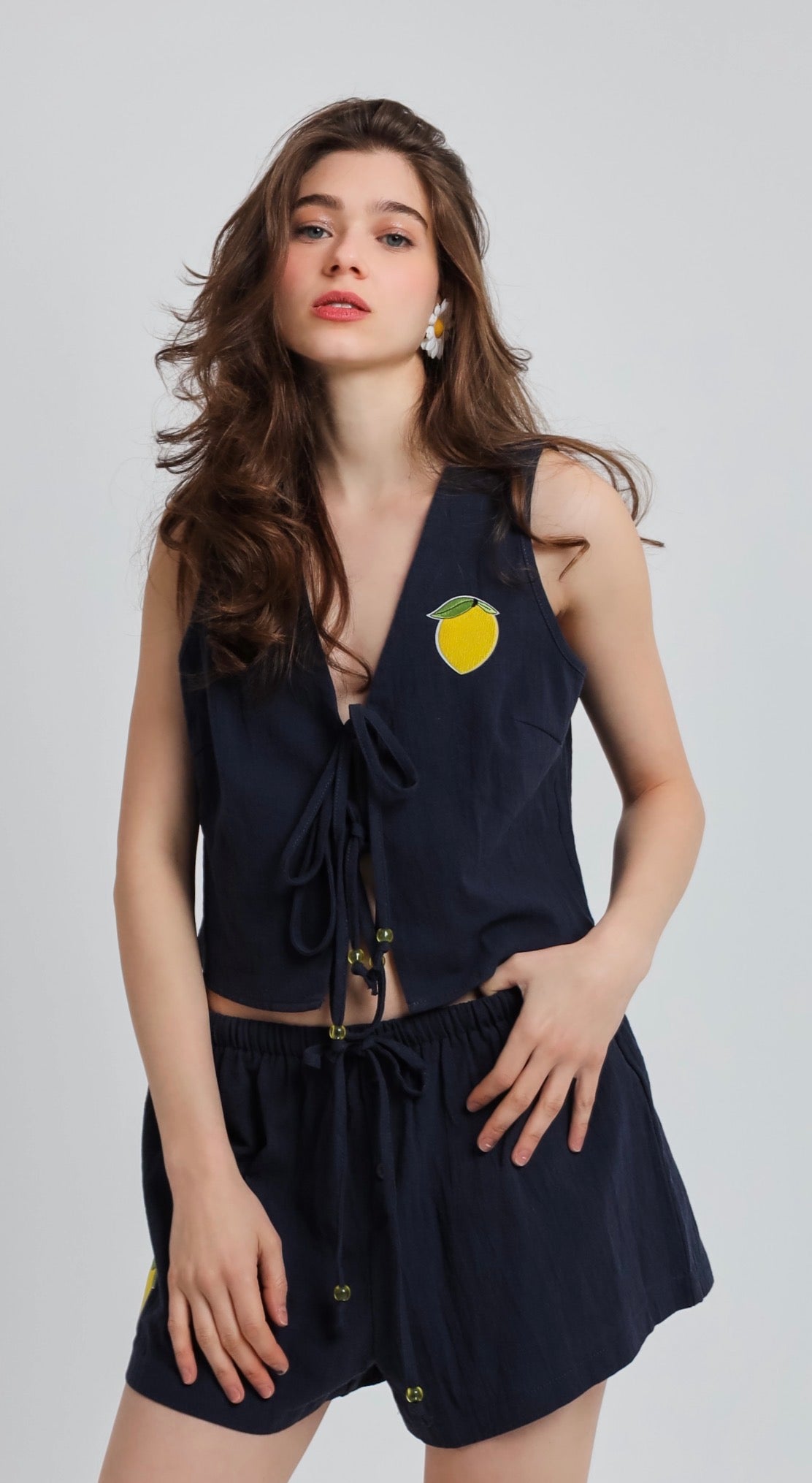 “Daffodil” shorts in blue