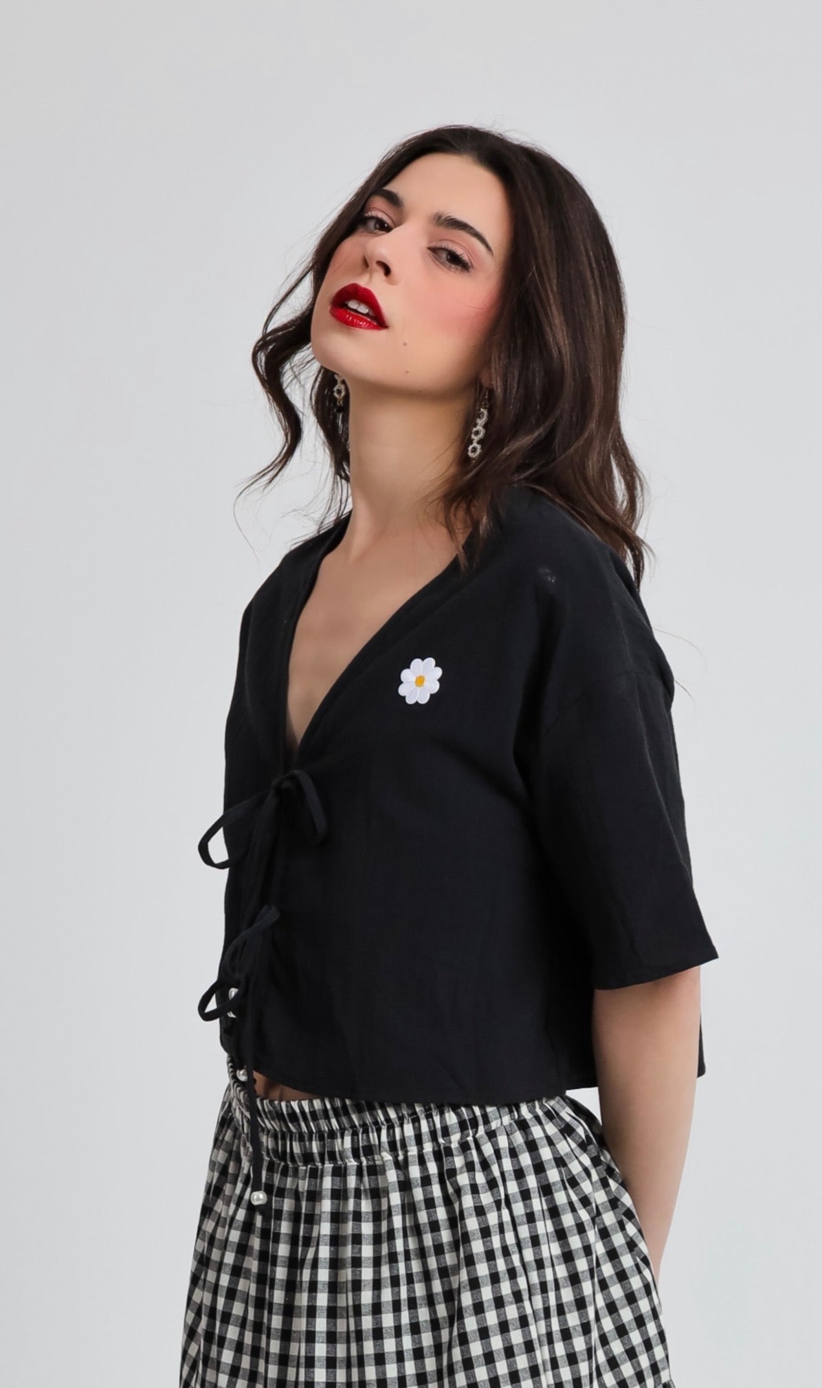 “Helianthus” top in black