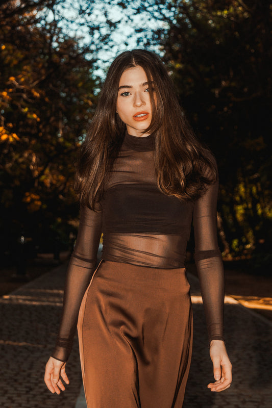 Freesia top in brown