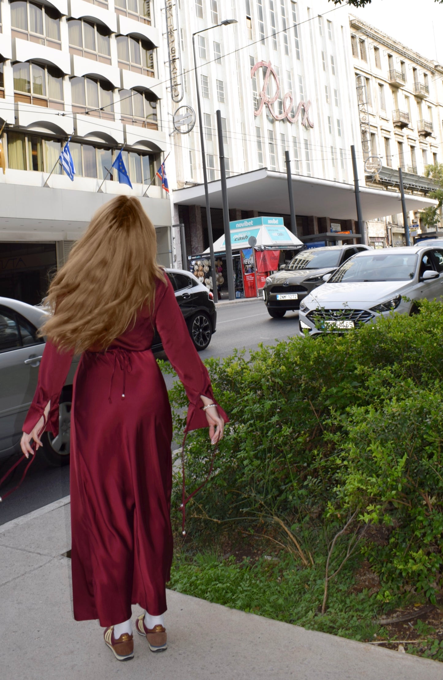 Violeta dress in burgundy