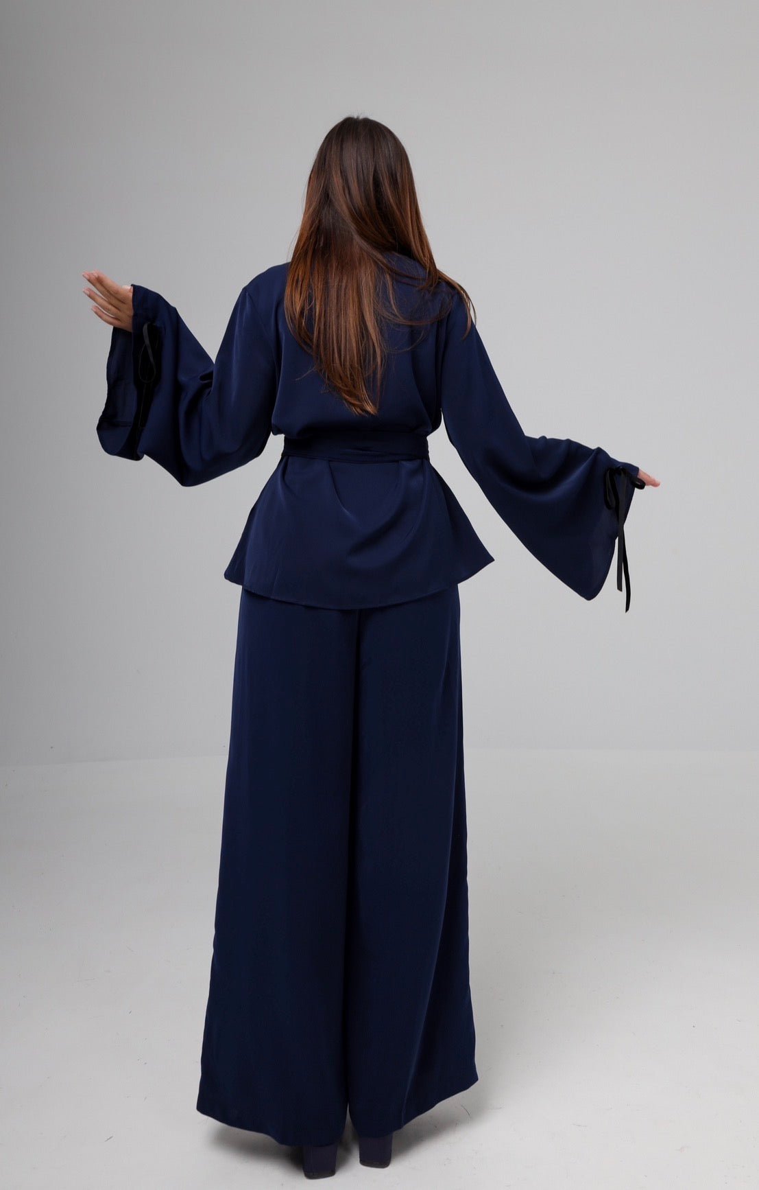 “Acacia” pants in navy blue