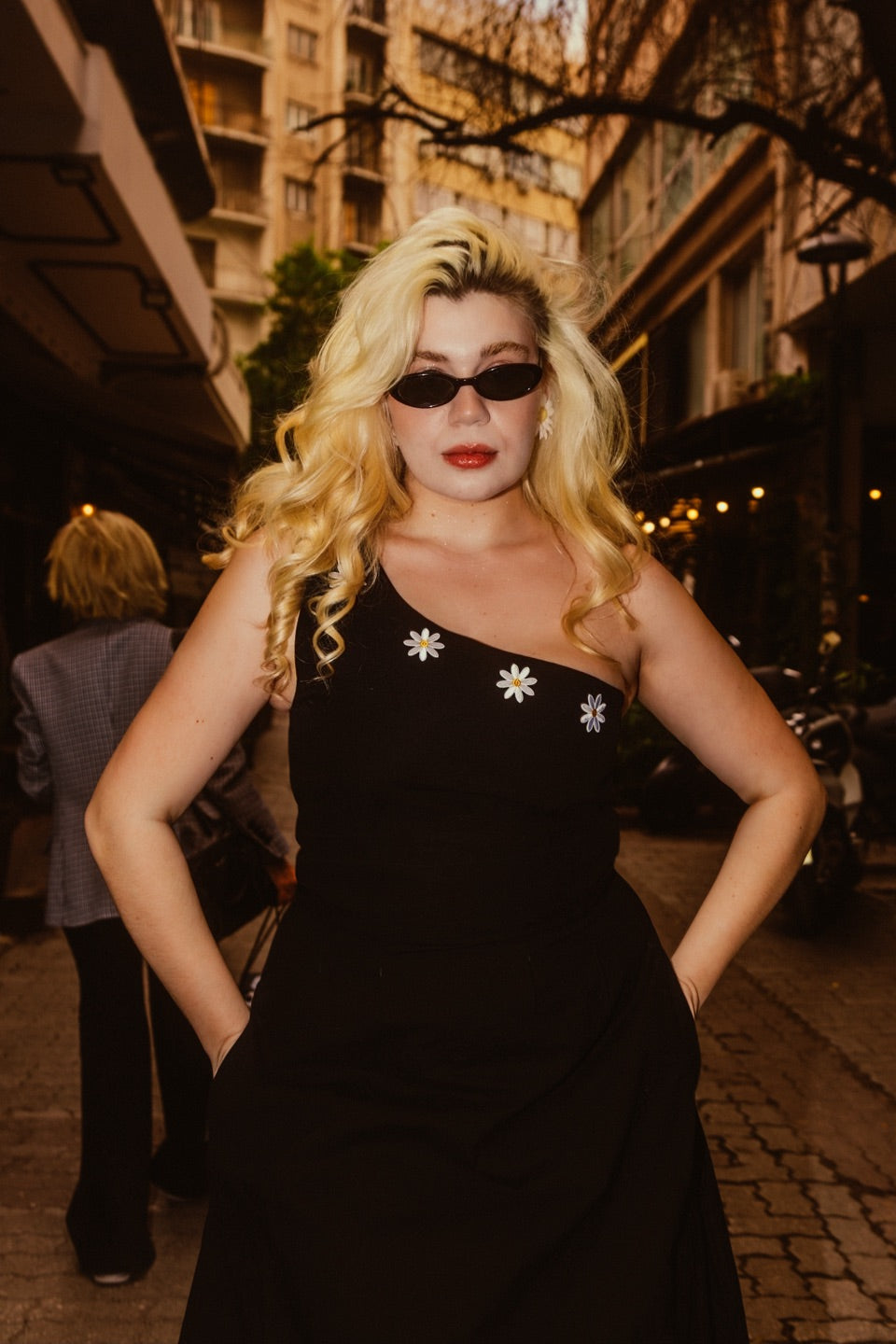 Orchid dress in black