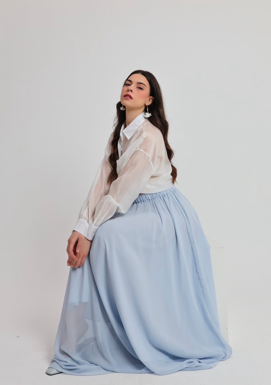 “Gardenia” skirt in light blue