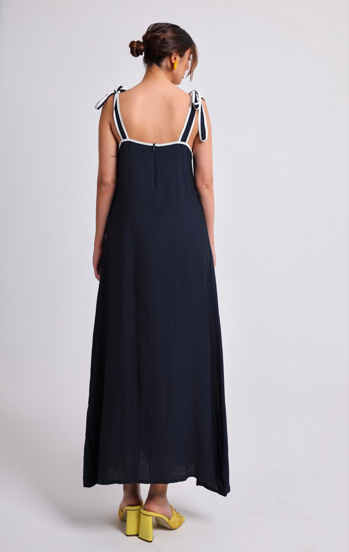 “Marina” dress in navy blue