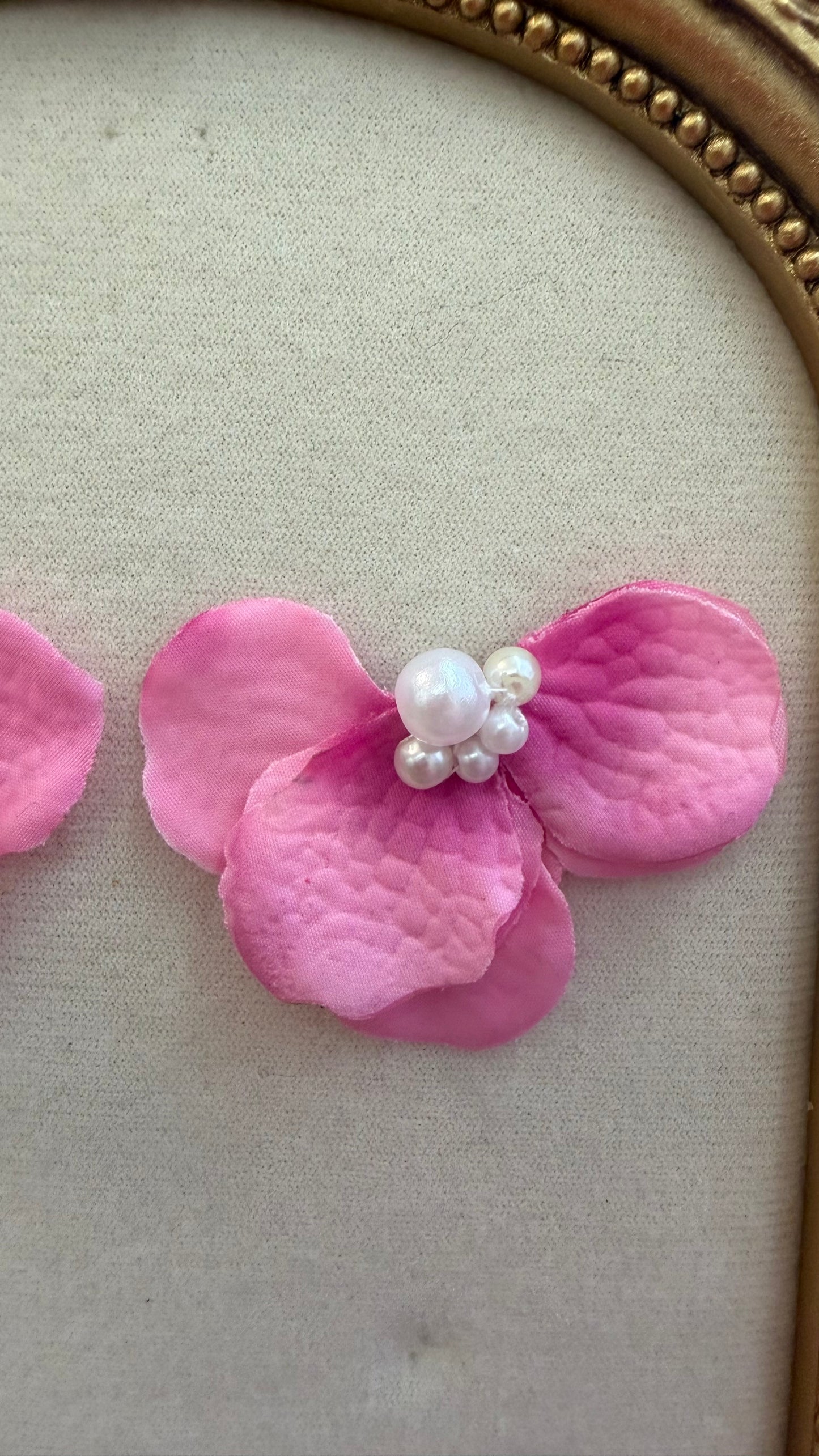 “Bougainvillea” earrings