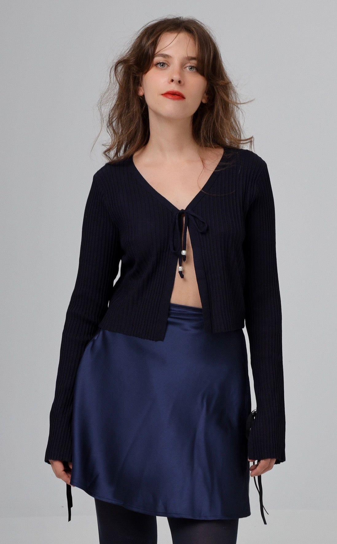 “Narcissa” cardigan in blue