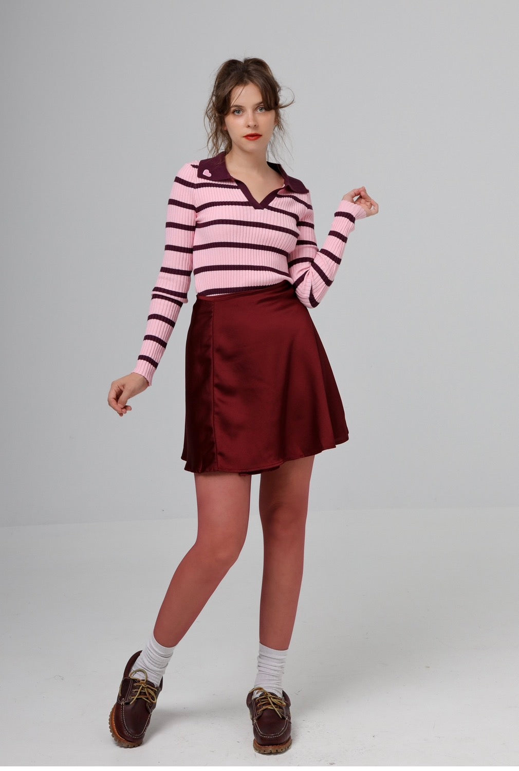 “Linnea” skirt in burgundy