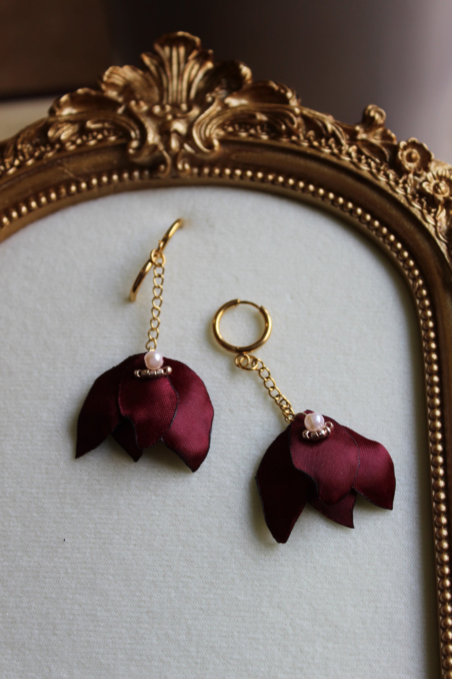 Tulip earrings