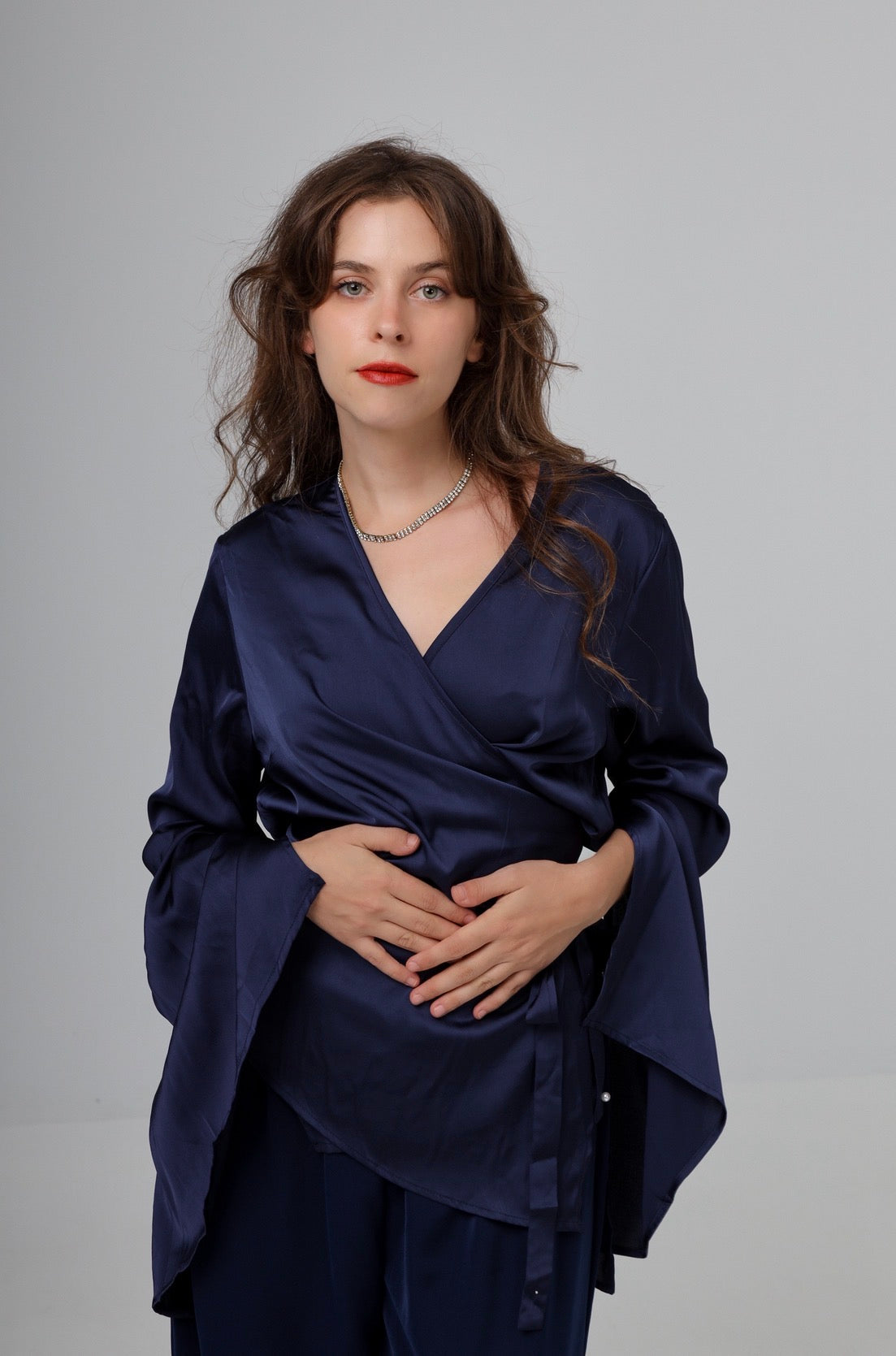 “Bluebell” blouse in navy blue