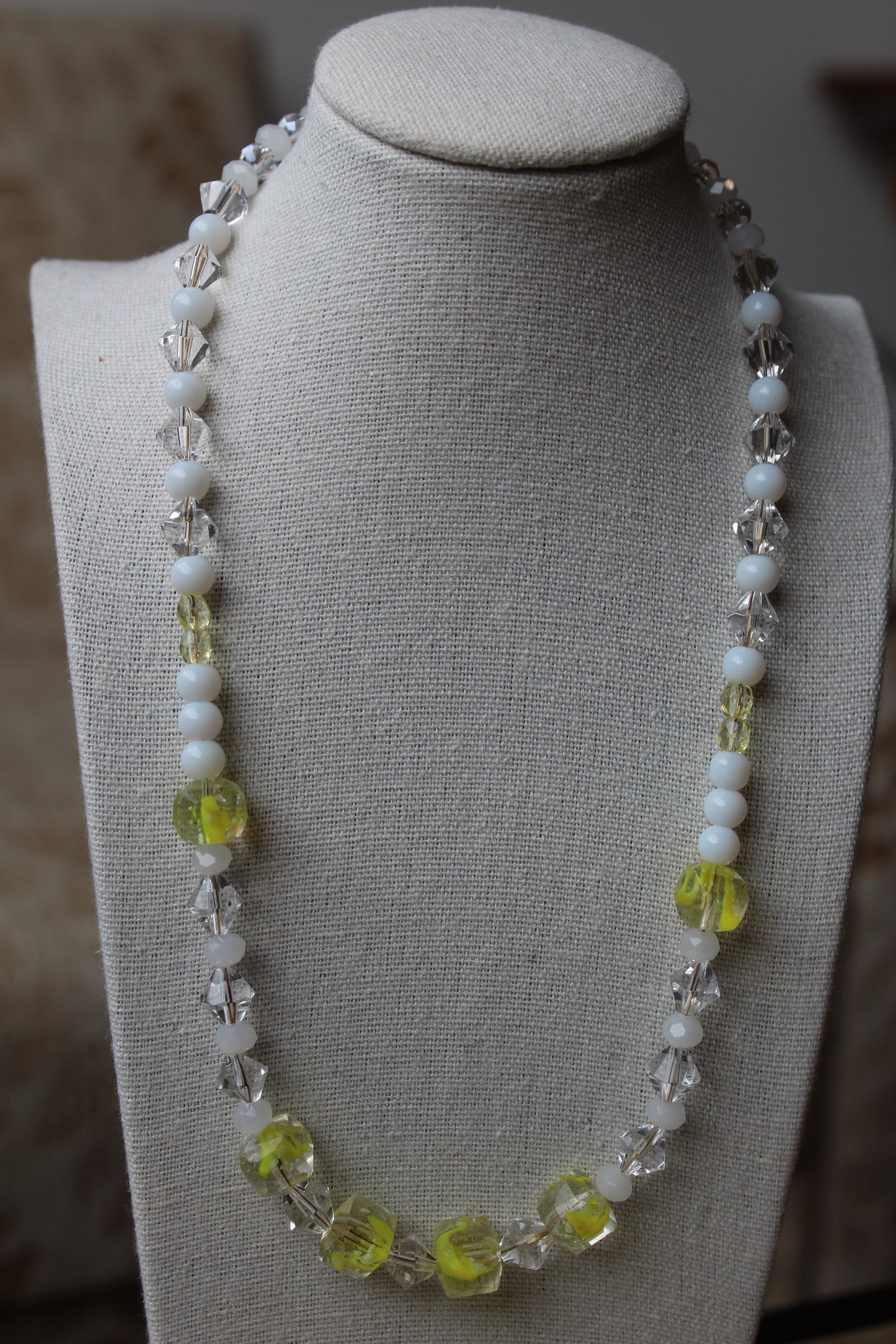 “Fiona” necklace