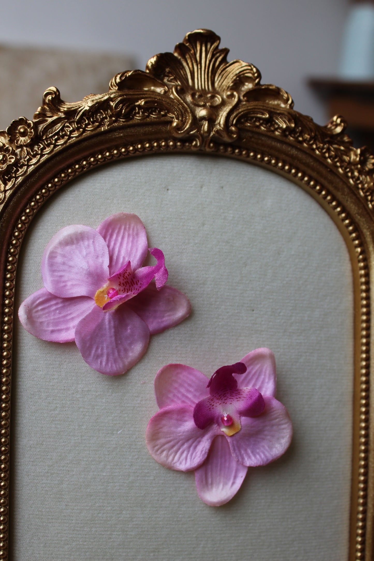 “Orchid” earrings