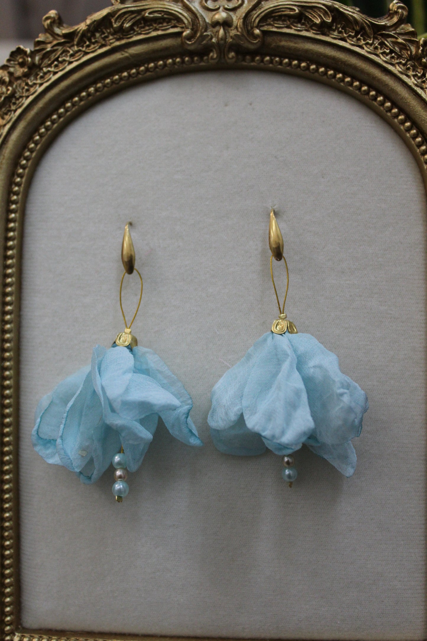 “Water lily” earrings