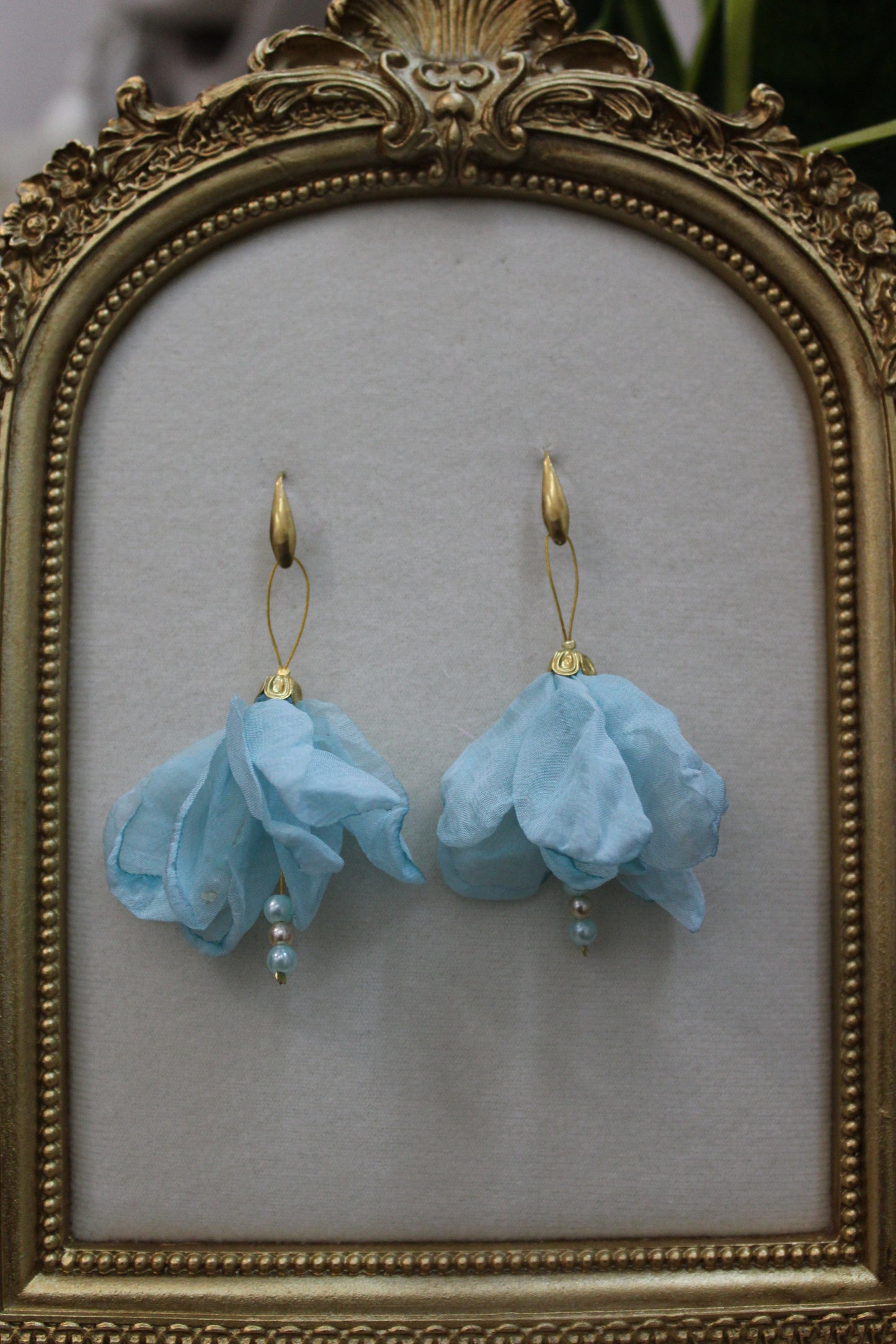 “Water lily” earrings
