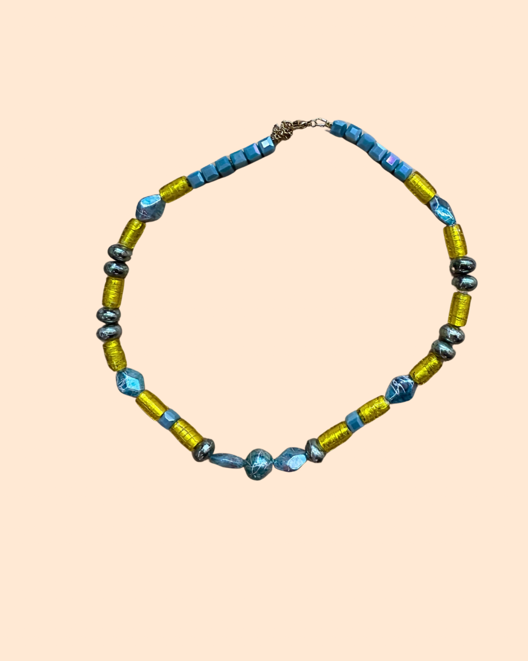 “Dioptra” necklace