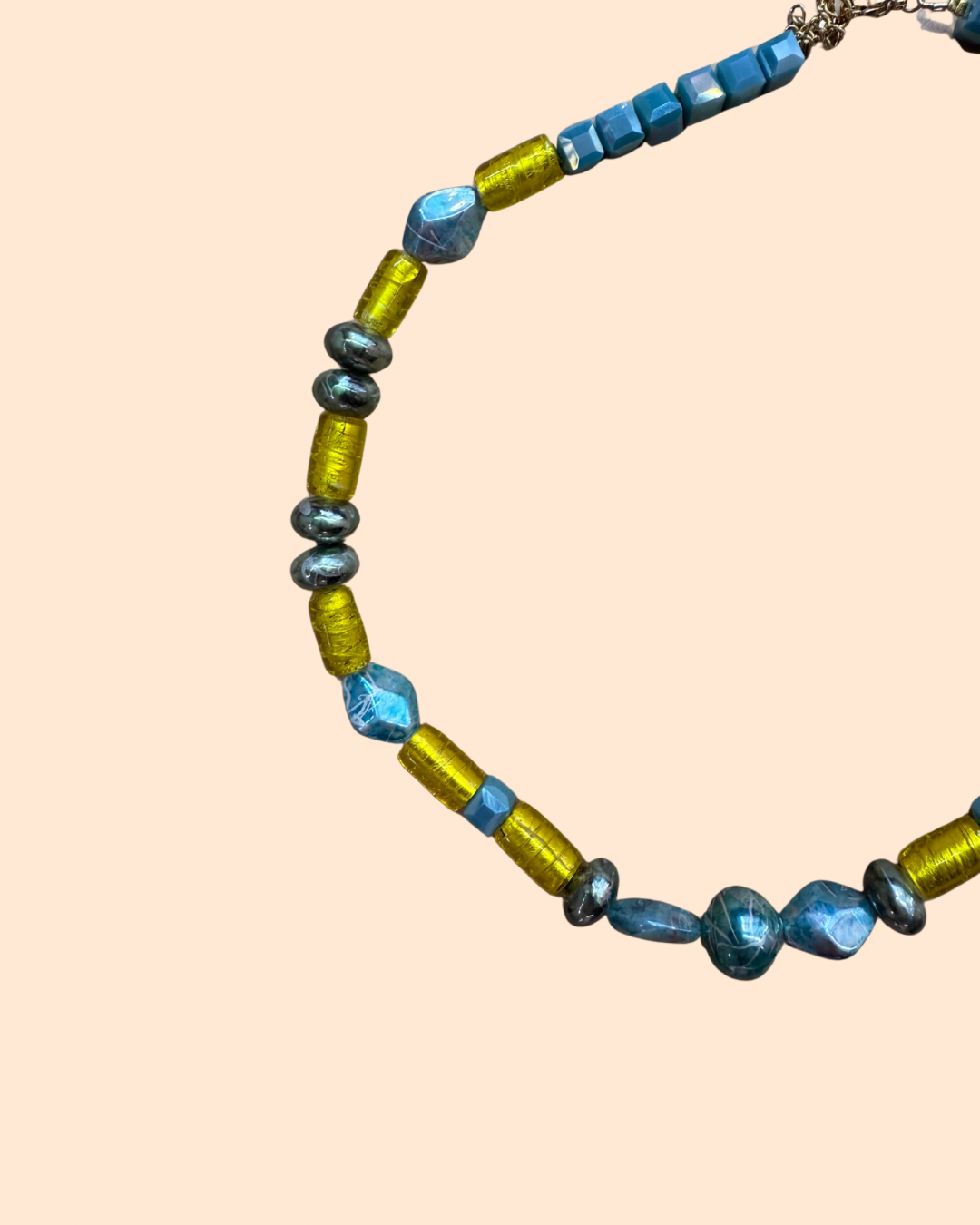 “Dioptra” necklace