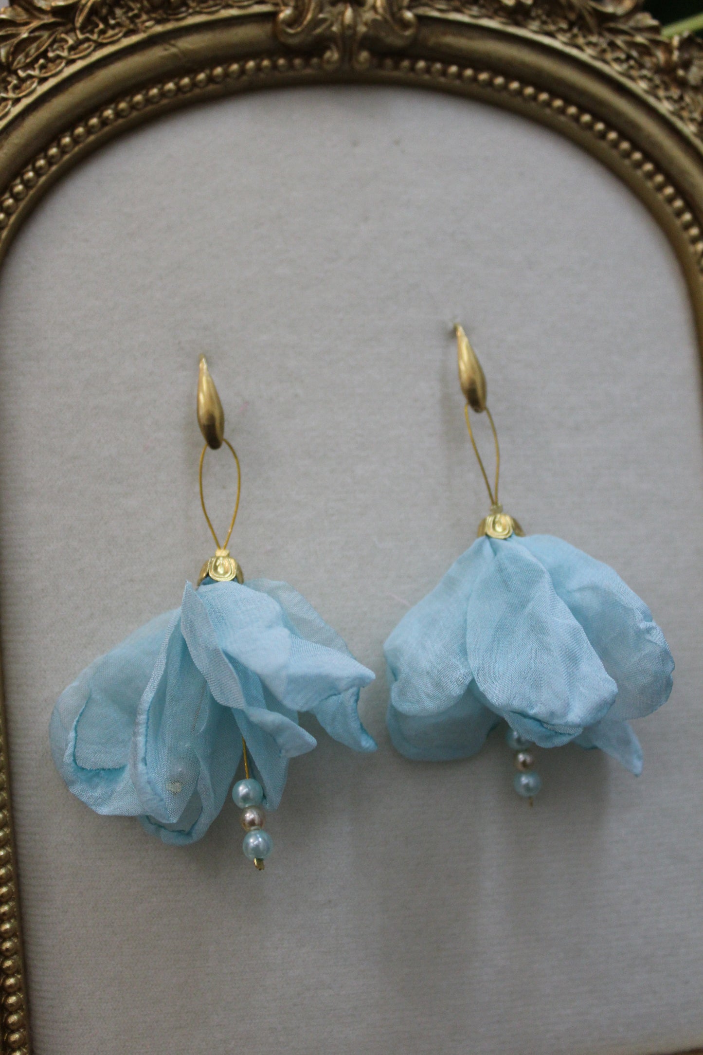 “Water lily” earrings