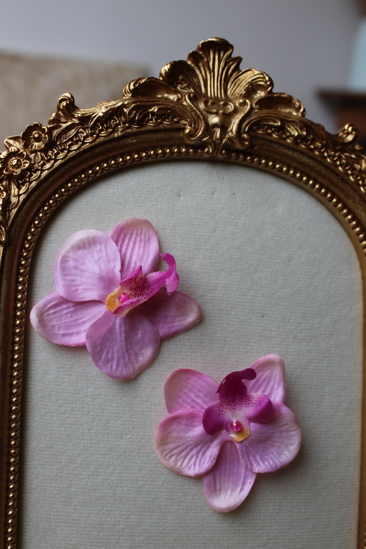 “Orchid” earrings